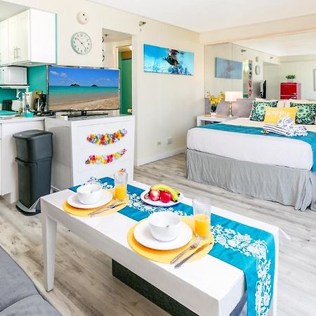 Aloha Vibes Await! Stylish Condo At Aloha Surf - Mountain And City Views Гонолулу Экстерьер фото