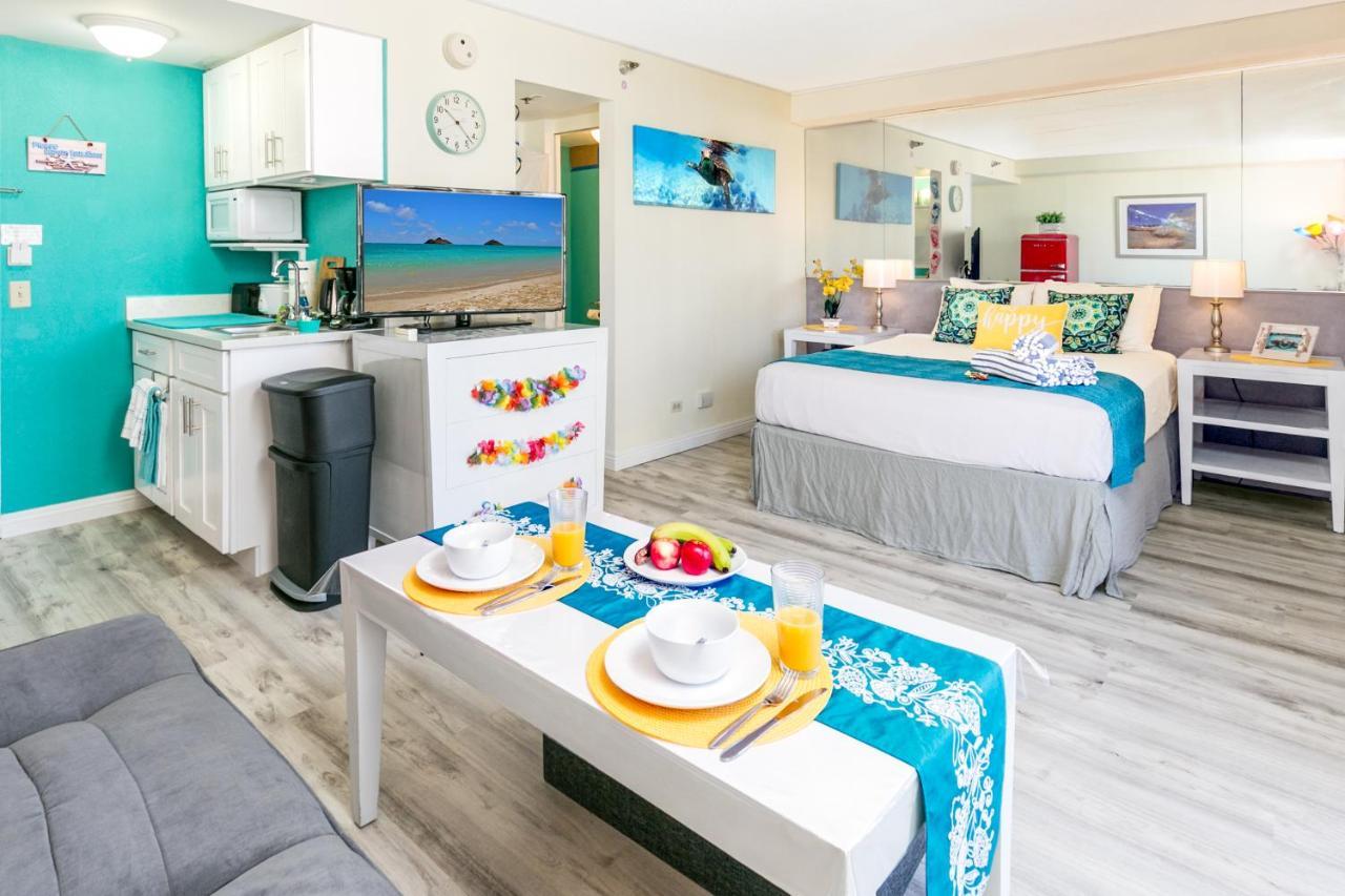 Aloha Vibes Await! Stylish Condo At Aloha Surf - Mountain And City Views Гонолулу Экстерьер фото